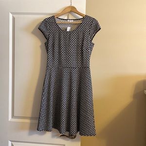 Reitmans black & white dress